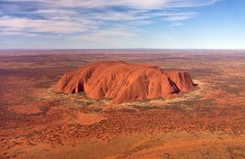 2014-06-12-Uluru_helicopter_view_croped.jpg