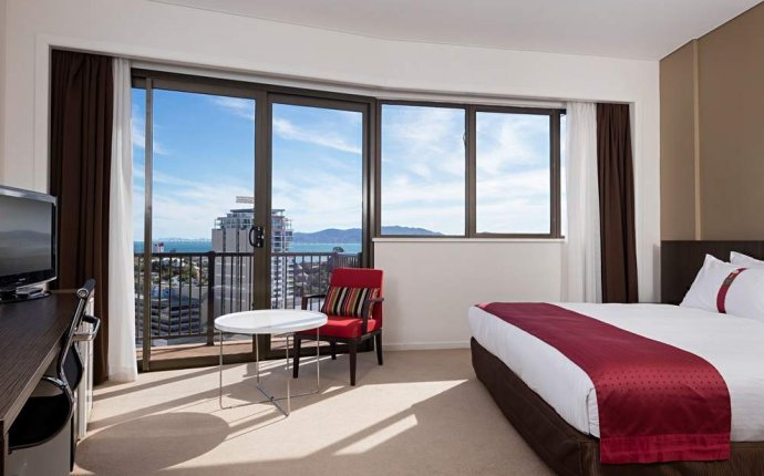 Hotels Townsville Australia